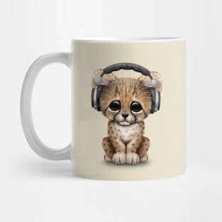 Cute Cheetah Cub Dj Wearing Headphones Mug